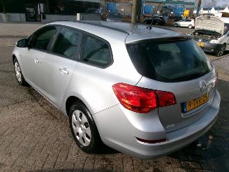 Opel Astra 1.7 CDTI SPORTS TOURER picture 8
