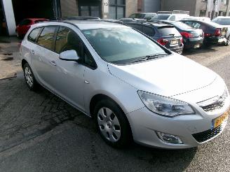Opel Astra 1.7 CDTI SPORTS TOURER picture 4