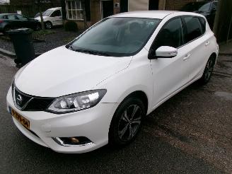 Schadeauto Nissan Pulsar 1.2 DIG-T ACENTA 2015/3