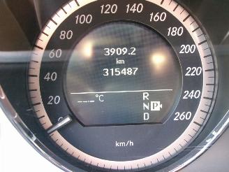 Mercedes E-klasse 350 CDI AVANTGARDE picture 21