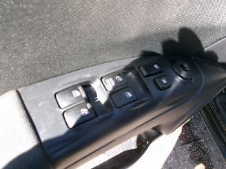 Kia Sportage 2.0 CVVT X-TRA picture 13