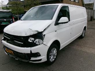 skadebil bedrijf Volkswagen Transporter 2.0 TDI L2 HIGHLINE AUTOMAAT 2017/11