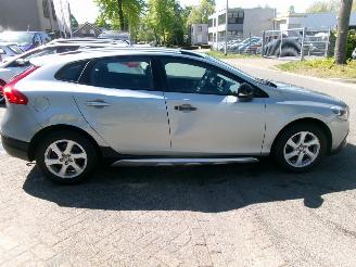 Volvo V-40 1.6 D2 SUMMUM picture 5