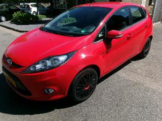 krockskadad bil auto Ford Fiesta 1.25 LIMITED AIRCO 2011/12