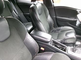 Volvo V-40 2.0 D4 R-DESIGN BUSINESS picture 14