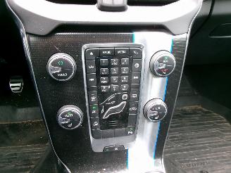 Volvo V-40 2.0 D4 R-DESIGN BUSINESS picture 19