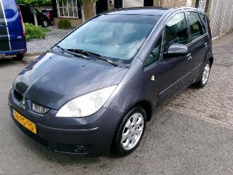 Avarii autoturisme Mitsubishi Colt 1.3 INVITE AUTOMAAT AIRCO 2004/6