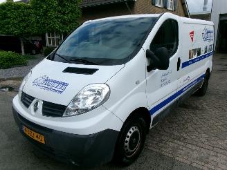 krockskadad bil bedrijf Renault Trafic 2.0 DCI L2 GENERIQUE 2012/10
