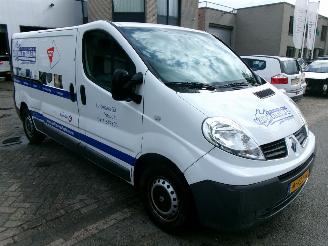 Renault Trafic 2.0 DCI L2 GENERIQUE picture 3