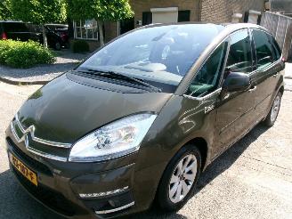 Voiture accidenté Citroën C4-picasso 1.6 e-HDI TENDANCE AUTOMAAT 2012/11