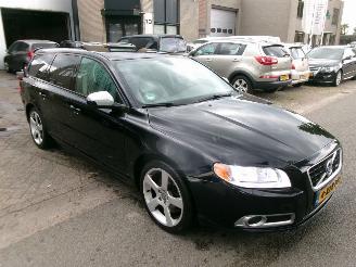 Volvo V-70 2.4 D5 R-DESIGN SUMMUM GEEN SCHADE picture 4