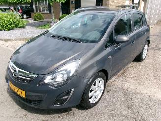 Auto incidentate Opel Corsa 1.4-16V COSMO AIRCO 2014/5