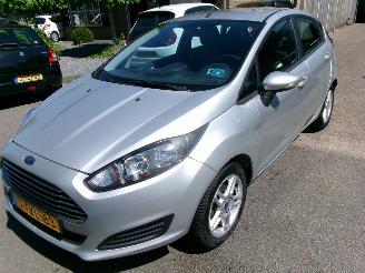krockskadad bil auto Ford Fiesta 1.0 STYLE AIRCO NAVI 2014/5