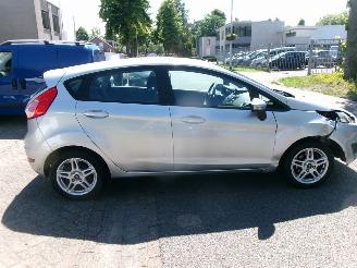 Ford Fiesta 1.0 STYLE AIRCO NAVI picture 6