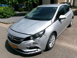 damaged passenger cars Opel Astra 1.0 ONLINE EDITION 5 DEURS 2018/5
