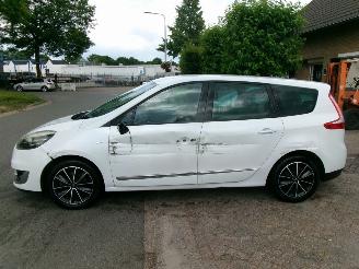 Renault Grand-scenic 1.4 TCE BOSE 7 PERSOONS CLIMA NAVI picture 2