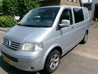 damaged commercial vehicles Volkswagen Transporter 2.5 TDI DUBBEL-CABINE AUTOMAAT 2008/8