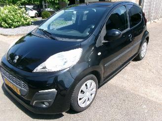 Unfallwagen Peugeot 107 1.0 ENVY AIRCO 2012/3