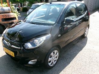 Auto incidentate Hyundai I-10 1.2I-CATCHER AUTOMAAT AIRCO 2011/7