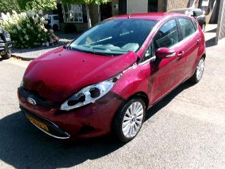 Voiture accidenté Ford Fiesta 1.25 TITANIUM 2010/9