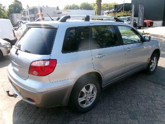 Mitsubishi Outlander 2.0 INVITE PLUS GEEN SCHADE picture 6