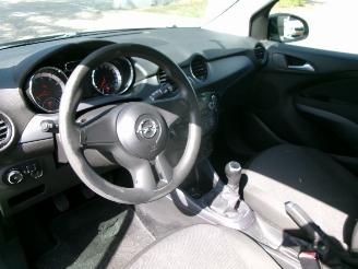 Opel Adam 1.2 I picture 11
