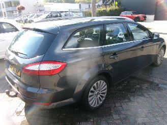 Ford Mondeo 2.0-16V TITANIUM CLIMA NAVI GEEN SCHADE picture 6