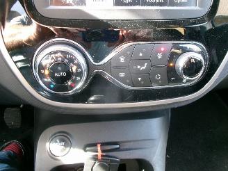 Renault Captur 0.9 TCE DYNAMIQUE picture 14