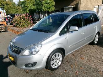 uszkodzony samochody osobowe Opel Zafira 1.8 COSMO AIRCO 7 PERSOONS 2013/5