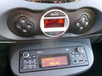 Renault Twingo 1.2 16V DYNAMIC CLIMA AUTOMAAT 59.810 KM picture 14