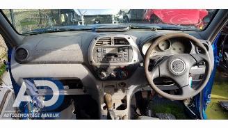 Toyota Rav-4 RAV4 (A2), Terreinwagen, 2000 / 2005 2.0 16V VVT-i 4x4 picture 6