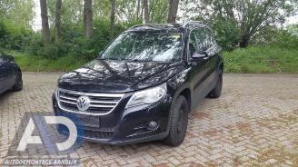 Salvage car Volkswagen Tiguan Tiguan (5N1/2), SUV, 2007 / 2018 2.0 TDI 16V 4Motion 2009