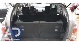 Toyota Corolla-verso Corolla Verso (R10/11), MPV, 2004 / 2009 2.2 D-4D 16V picture 19