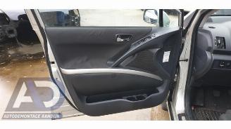 Toyota Corolla-verso Corolla Verso (R10/11), MPV, 2004 / 2009 2.2 D-4D 16V picture 12
