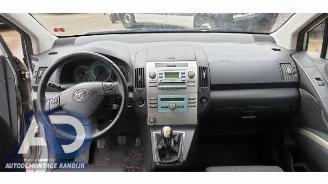 Toyota Corolla-verso Corolla Verso (R10/11), MPV, 2004 / 2009 2.2 D-4D 16V picture 15