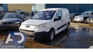 Coche siniestrado Peugeot Partner Partner (GC/GF/GG/GJ/GK), Van, 2008 / 2018 1.6 HDI 75 16V 2010