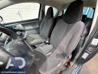 Toyota Aygo Aygo (B10), Hatchback, 2005 / 2014 1.0 12V VVT-i picture 10