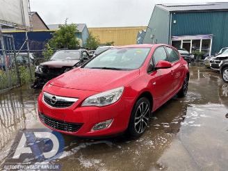 demontáž osobní automobily Opel Astra Astra J (PC6/PD6/PE6/PF6), Hatchback 5-drs, 2009 / 2015 1.6 16V Ecotec 2011