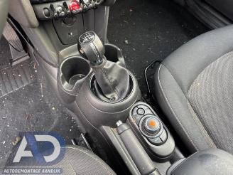 Mini Cooper Mini (F56), Hatchback 3-drs, 2013 1.5 12V Cooper picture 17