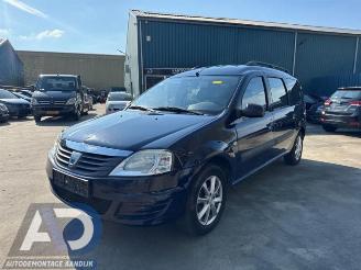 Vrakbiler auto Dacia Logan Logan MCV (KS), Combi, 2007 / 2013 1.4 2011