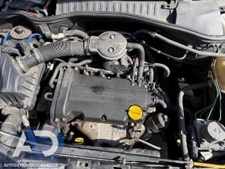 Opel Corsa Corsa C (F08/68), Hatchback, 2000 / 2009 1.2 16V picture 15