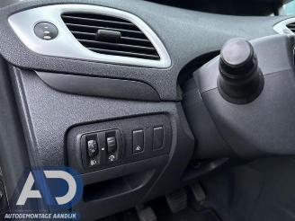 Renault Grand-scenic Grand Scenic III (JZ), MPV, 2009 / 2016 1.4 16V TCe 130 picture 19