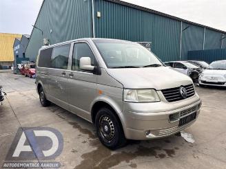 Volkswagen Transporter Multivan T5 (7E/7HC/7HF/7HM), MPV, 2003 / 2015 2.5 TDi picture 3