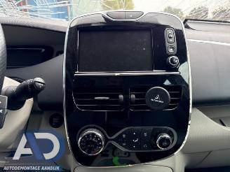 Renault Zoé Zoe (AG), Hatchback 5-drs, 2012 46kW picture 13
