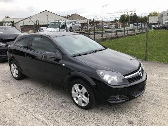 Schadeauto Opel Astra 1.3 CDTI 2009/9