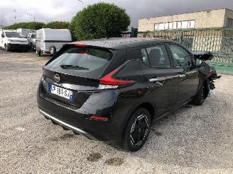 uszkodzony samochody osobowe Nissan Leaf  2023/6