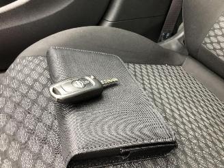 Opel Astra 1.5 CDTI picture 17