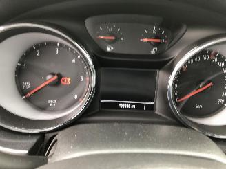 Opel Astra 1.5 CDTI picture 18