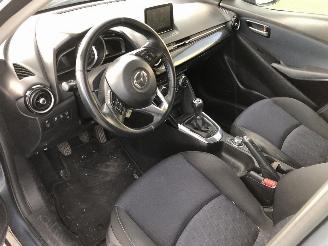 Mazda 2 1.5 picture 5