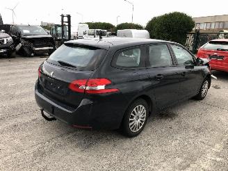 Avarii autoturisme Peugeot 308 1.2 TURBO 2014/8